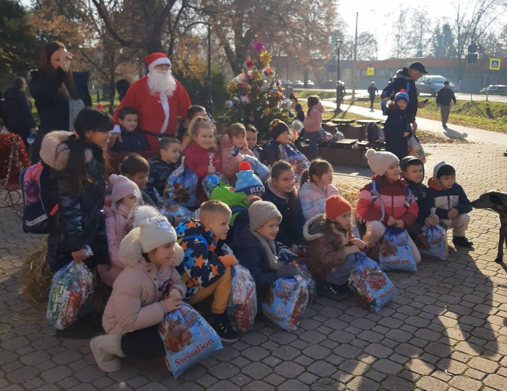 Podela paketića Omoljica